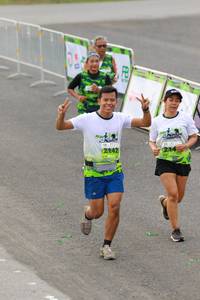 BIB: 2142
                            <button type="button" onclick="openModal(3558972)" class="btn btn-primary btn-sm float-right btn-popup" data-toggle="modal" data-target=".modal-high-quality">
                        <i class="fas fa-shopping-cart"></i> Add to Cart
                    </button>
                                            <button type="button" onclick="isThisMe(3558972, true)" class="btn btn-success btn-sm float-right btn-popup btn-isme hidden" data-toggle="tooltip" data-placement="bottom" title="นี่คือรูปของคุณใช่ไหม คลิกที่นี่เพื่อเอาเข้าอัลบั้ม">
                        <i class="fas fa-plus"></i> Add to album
                    </button>
                    <button type="button" onclick="isThisMe(3558972, false)" class="btn btn-warning btn-sm float-right btn-popup btn-isnotme hidden">
                        <i class="fas fa-ban"></i> Remove from album
                    </button>